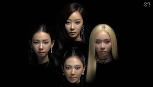 aespa、G-DRAGONとのコラボで話題の先行公開曲「WDA」MV公開！世界観の新たな章の幕開け
