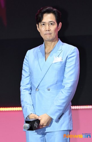 【PHOTO】パク・ソンフンからイム・シワンまで、Netflix「イカゲーム3」フィナーレイベントに登場