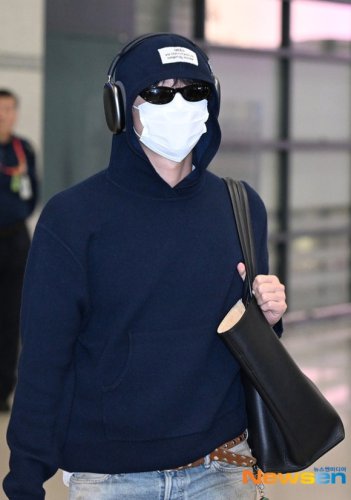 【PHOTO】チョ・スンヨン「Asia Artist Awards 2025」を終えて台湾から帰国