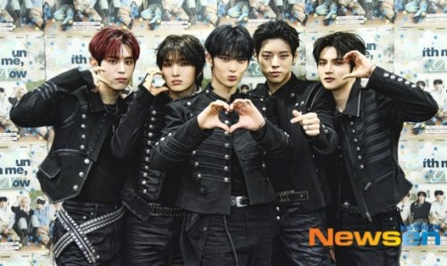【PHOTO】NOWZ、デビュー後初のファンコンサートを開催
