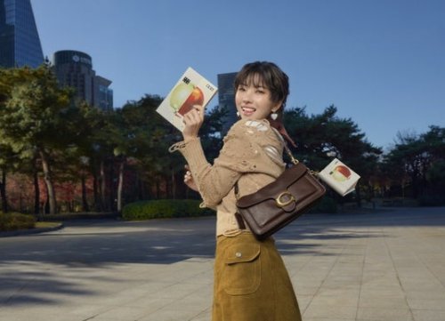コーチ、Spring 2026 キャンペーン "Explore Your Story（あなたの物語を描こう）" を発表