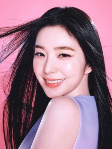 Red Velvet アイリーン、ソロデビュー後初めて「ミュージックバンク」で1位を獲得！