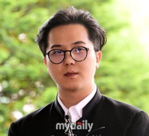 &ldquo;兵役法違反の疑い&rdquo;WINNER ソン・ミノの服務管理者が容疑を否認「共謀はしていない」