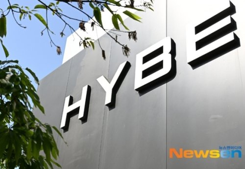 HYBE、今度は国税庁から税務調査&hellip;バン・シヒョク議長らの不正取引容疑の捜査続く