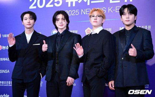 【PHOTO】ATEEZメンバー「第7回 NEWSIS K-EXPO」レッドカーペットに登場