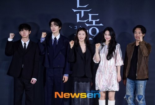 【PHOTO】シン・ミナ＆キム・ナムヒら、映画「瞳」制作報告会に出席