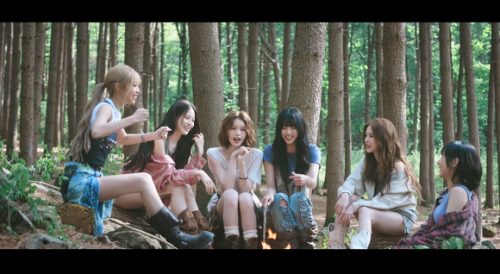 izna、タイトル曲「METRONOME」MV公開&hellip;クセになるサウンド