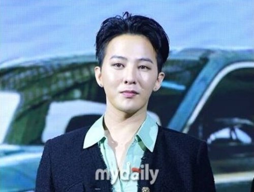 G-DRAGON、差別用語の書かれた衣装が議論に&hellip;事務所が謝罪「細心の注意を払う」