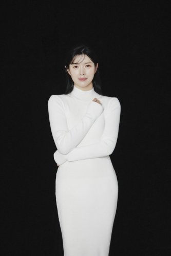 女優アン・シハ、第1子出産を報告「幸せをくれた我が子に感謝」