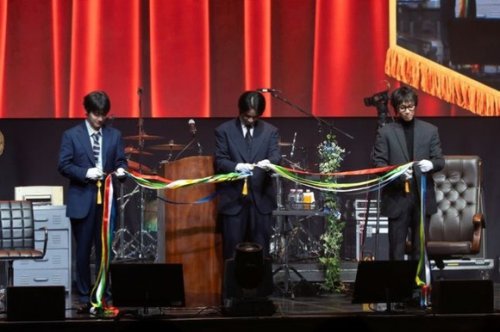 FTISLAND、会社員に変身！？10年ぶりの韓国ファンミーティングで忘れられない思い出を作る