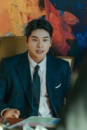 イ・イギョン、パク・ミニョンと再び共演！SF9 ロウンと共に「コンフィデンスマンKR」特別出演