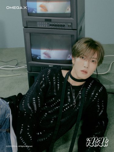 K-POP界で7年間活動&hellip;OMEGA X ジョンフン、脱退を発表「終わりではなく新たな始まり」