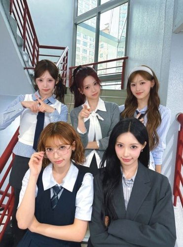 RESCENE、1stデジタルシングル「Runaway」を4月8日にリリース決定！
