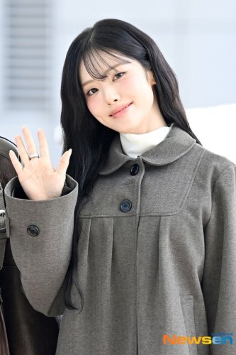【PHOTO】fromis_9、ワールドツアーのため香港へ出国（動画あり）