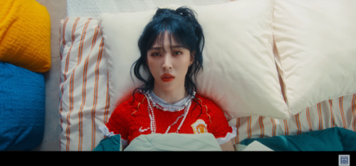 MAMAMOO ムンビョル、タイトル曲「Goodbyes and Sad Eyes」MV公開&hellip;魅力的な歌声に注目