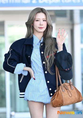 【PHOTO】i-dle ミヨン、海外スケジュールのため出国（動画あり）