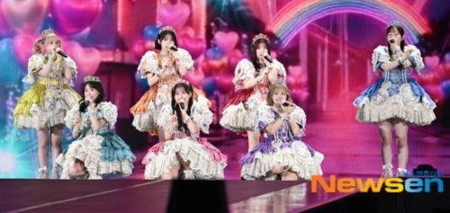 【PHOTO】FRUITS ZIPPER「ASEA 2026」ステージに登場