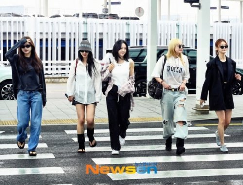 【PHOTO】EXID、コンサートのため台湾へ出国&hellip;完全体であふれるオーラ