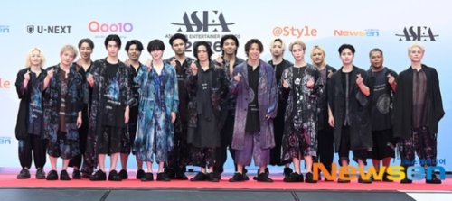 【PHOTO】THE RAMPAGE「ASEA 2026」2日目のレッドカーペットに登場