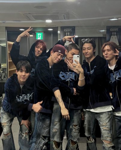 MONSTA XのI․M、本日（2/9）入隊！メンバーとの記念ショットも公開