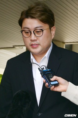キム・ホジュン、収監中に公演のステージに？報道うけ事務所がコメント