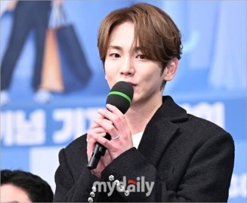 SHINee キー、違法医療の&ldquo;注射おばさん&rdquo;騒動を謝罪「見つめ直す時間を持つ」