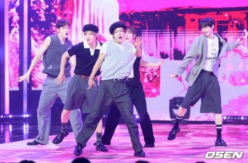 【PHOTO】CLOSE YOUR EYESからNouerAまで、7/23放送の「SHOW CHAMPION」に出演