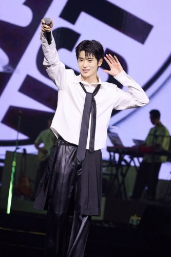NCT ジェヒョン、除隊後初のファンコンサートツアーがソウルで開幕！1万3000人の観客を動員