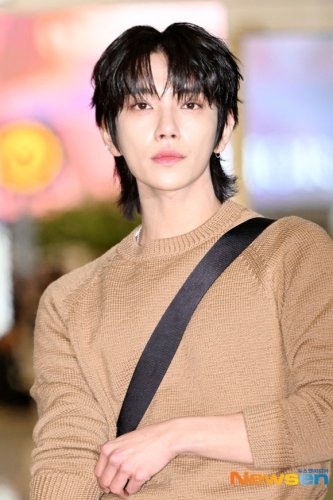 【PHOTO】SEVENTEEN ジョシュア、海外スケジュールのため出国（動画あり）