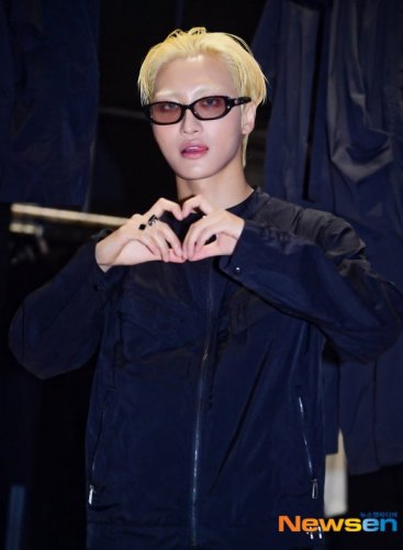 【PHOTO】ATEEZのSEONGHWA＆チェ・ヒジン、ブランド「SONGZIO」と「HELIOT EMIL」のコラボイベントに出席