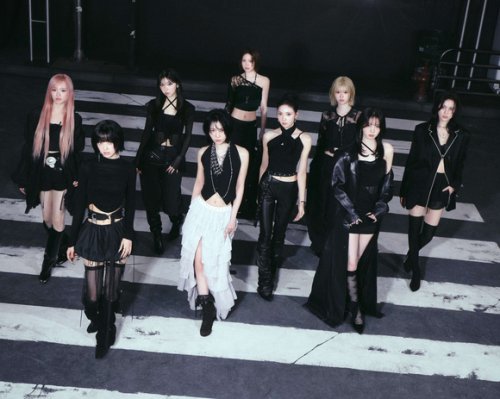 NiziU、2nd EPを本日リリース！タイトル曲「Too Bad」MV公開&hellip;壮大なダンスシーンに注目