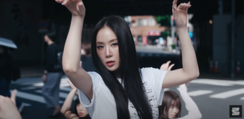 元SISTAR ソユ、デジタルシングル「PDA」MV公開&hellip;日本の街中でのダンスに注目