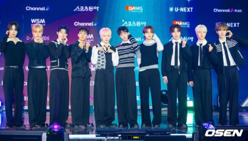 【PHOTO】xikers「第2回D Awards」レッドカーペットに登場