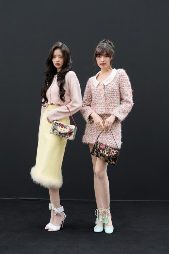 IVE レイ＆リズからTXT スビン、なにわ男子 道枝駿佑まで！ブランド「VALENTINO」のイベントに集結