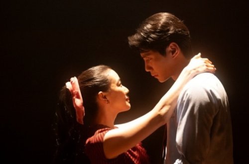 イ・ジュニョン、蒼井優と暗闇の中で熱いダンス&hellip;日本映画「TOKYOタクシー」スチールカット公開