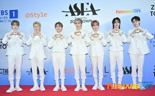 【PHOTO】NouerA、日本開催「ASEA 2025」2日目のレッドカーペットに登場