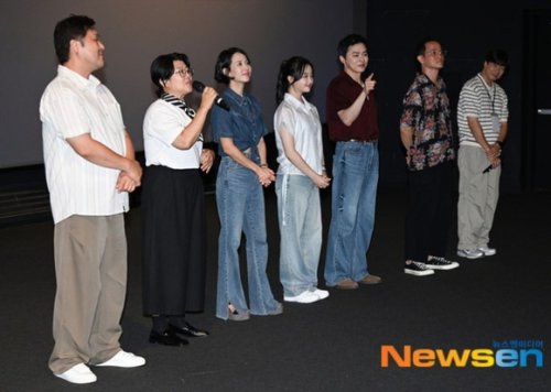【PHOTO】チョ・ジョンソク＆チェ・ユリら、映画「ゾンビになってしまった私の娘」舞台挨拶に出席