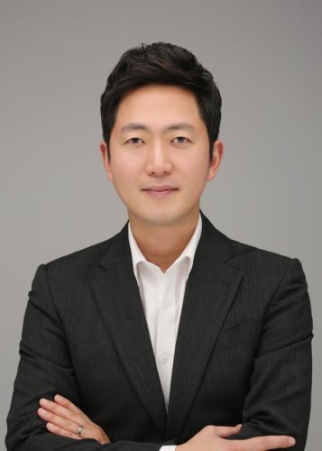 BTSやSEVENTEENに続き&hellip;HYBE イ・ジェサンCEO、米レコーディング・アカデミー会員に選定