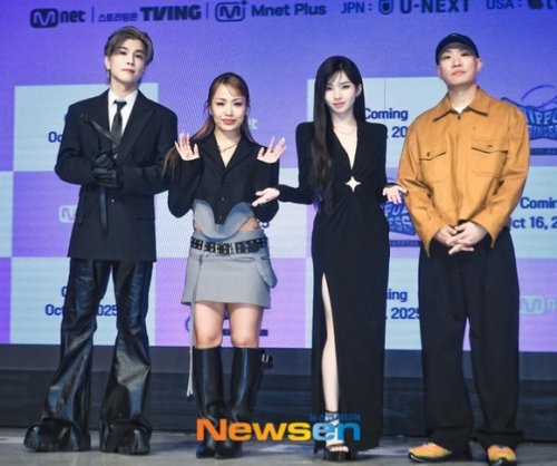 【PHOTO】i-dle ソヨン＆岩田剛典ら、Mnet日韓合同サバイバル「UNPRETTY RAP STAR」制作発表会に出席
