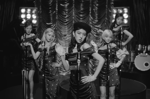 KiiiKiii、タイトル曲「404（New Era）」MV公開&hellip;メンバーたちの幼少期の姿に注目