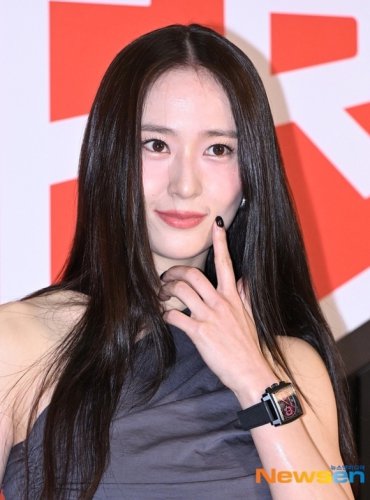 f(x) クリスタル、本日誕生日を迎え&hellip;名曲カバーをサプライズ公開！美しい歌声に注目