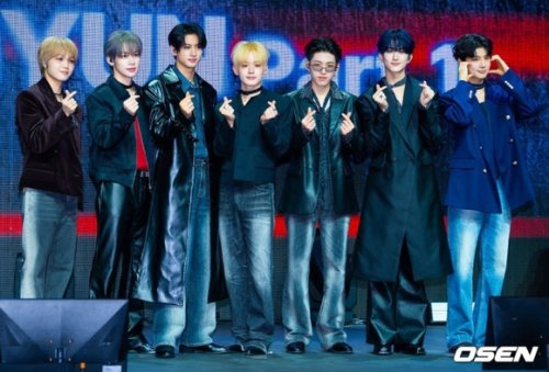 【PHOTO】YOUNITE、8thミニアルバム「INYUN Part․1」発売記念ショーケースを開催