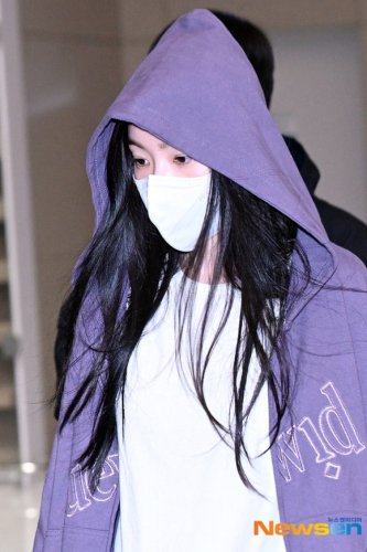 【PHOTO】Red Velvet アイリーン、海外スケジュールを終えて帰国
