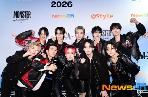 【PHOTO】xikers、NOWZ、WILD BLUE「ASEA 2026」2日目のステージに登場