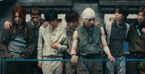 AMPERS＆ONE、タイトル曲「That's That」MV公開&hellip;自信あふれる歌詞に注目