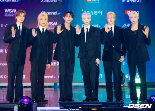 【PHOTO】P1Harmony「第2回D Awards」レッドカーペットに登場