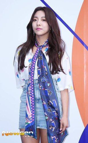 f(x) ルナ、ソルリさんや親友を亡くした辛さを吐露も「5年間体調不良&hellip;歌手を諦めようとした」