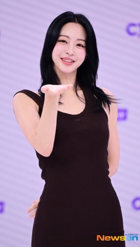 ハン・イェスル、夫とのカップルタトゥーが話題に&hellip;タトゥー施術が韓国で約33年ぶりに合法化