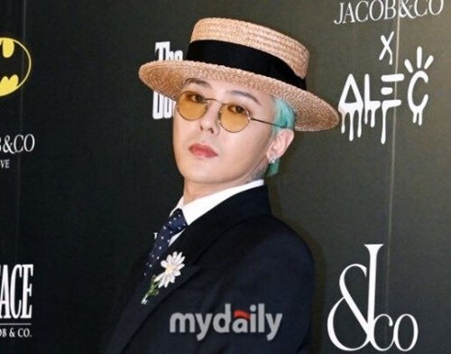 G-DRAGON、BLACKPINK ジェニーのステージ映像に&ldquo;いいね&rdquo;？ハプニングに間接的に言及（動画あり）