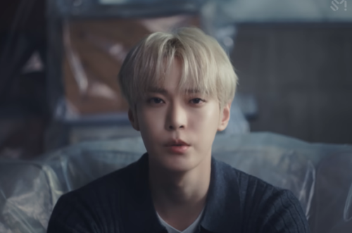 NCT ドヨン、タイトル曲「Promise」MV公開&hellip;ファンとの関係を四葉の鉢植えで表現